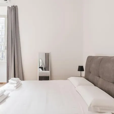 Wmr Near Vatican Rome